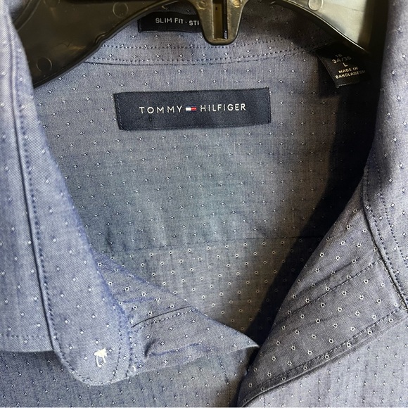 Tommy Hilfiger Chambray Patterned Slim Fit Button Up - Picture 4 of 4